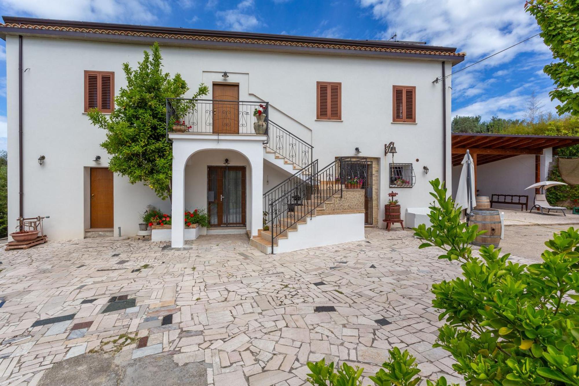 Casa Vacanze Punta Ferruccio Ortona Exteriör bild