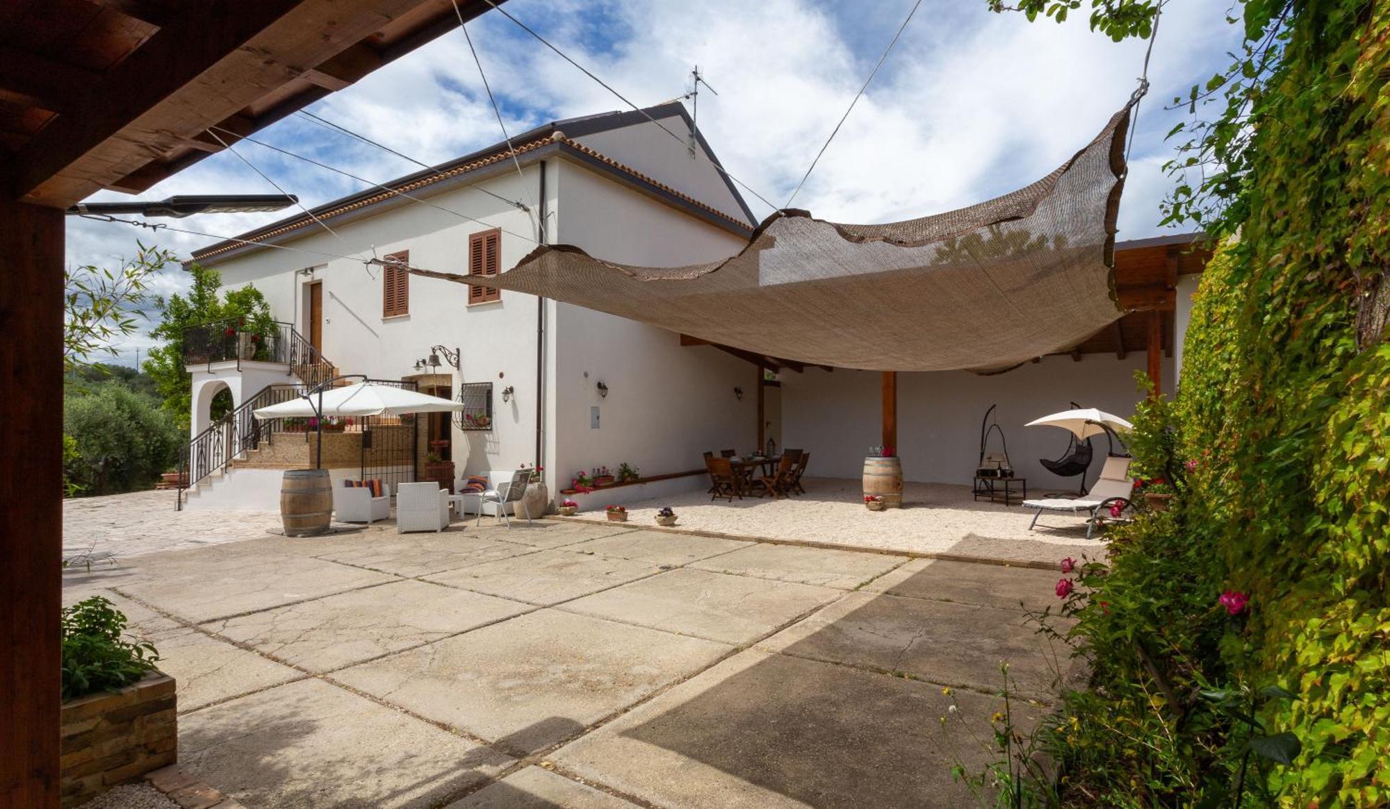 Casa Vacanze Punta Ferruccio Ortona Exteriör bild